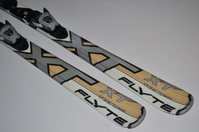 Narty TecnoPro Flyte Xt 150cm  (NU4271)