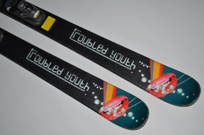 Narty freestyle Dynastar 148cm (NU5048)